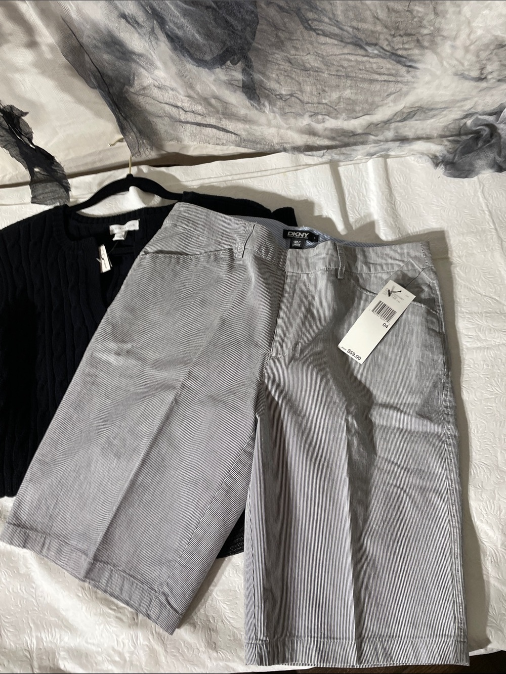 DKNY Women’s Light Gray Flat Front Shorts